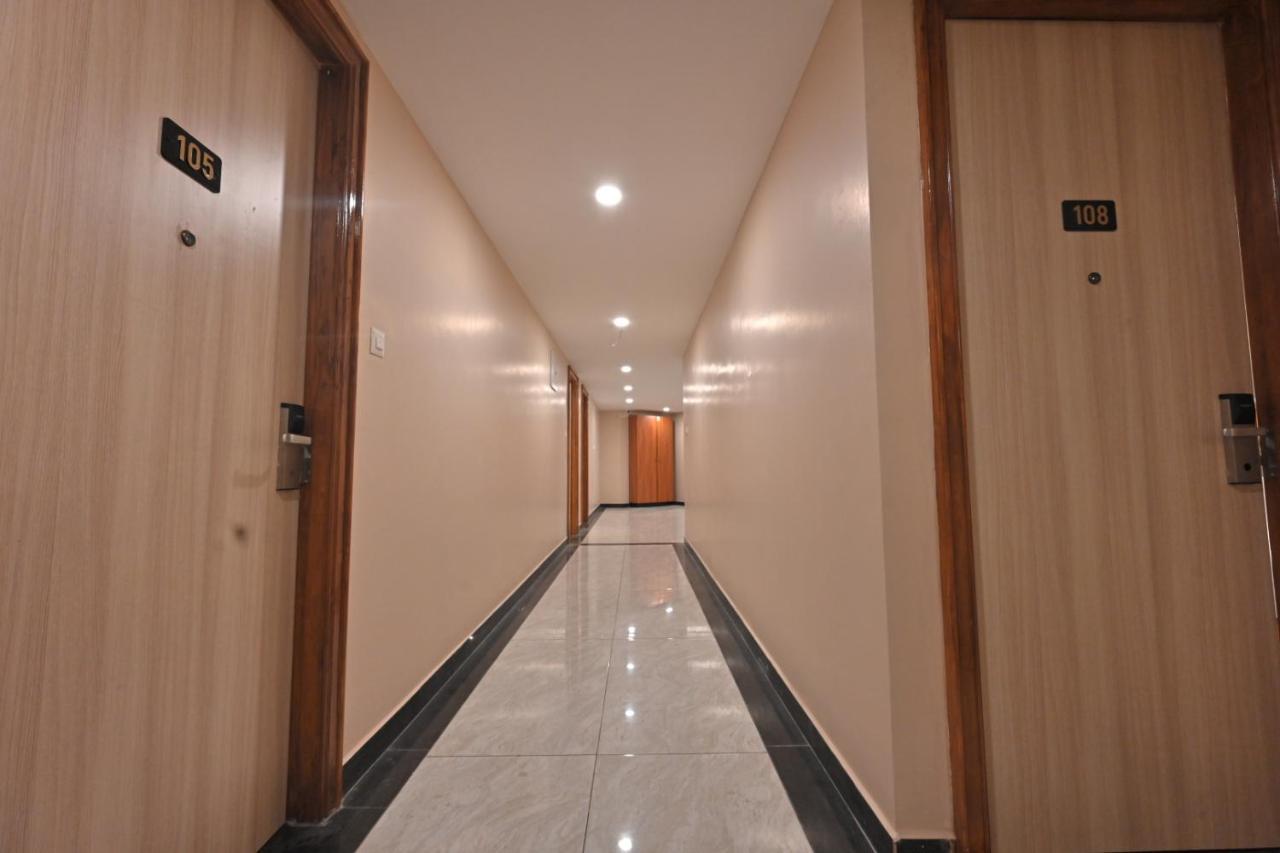 Cr Rivera Hotell Madurai Exteriör bild